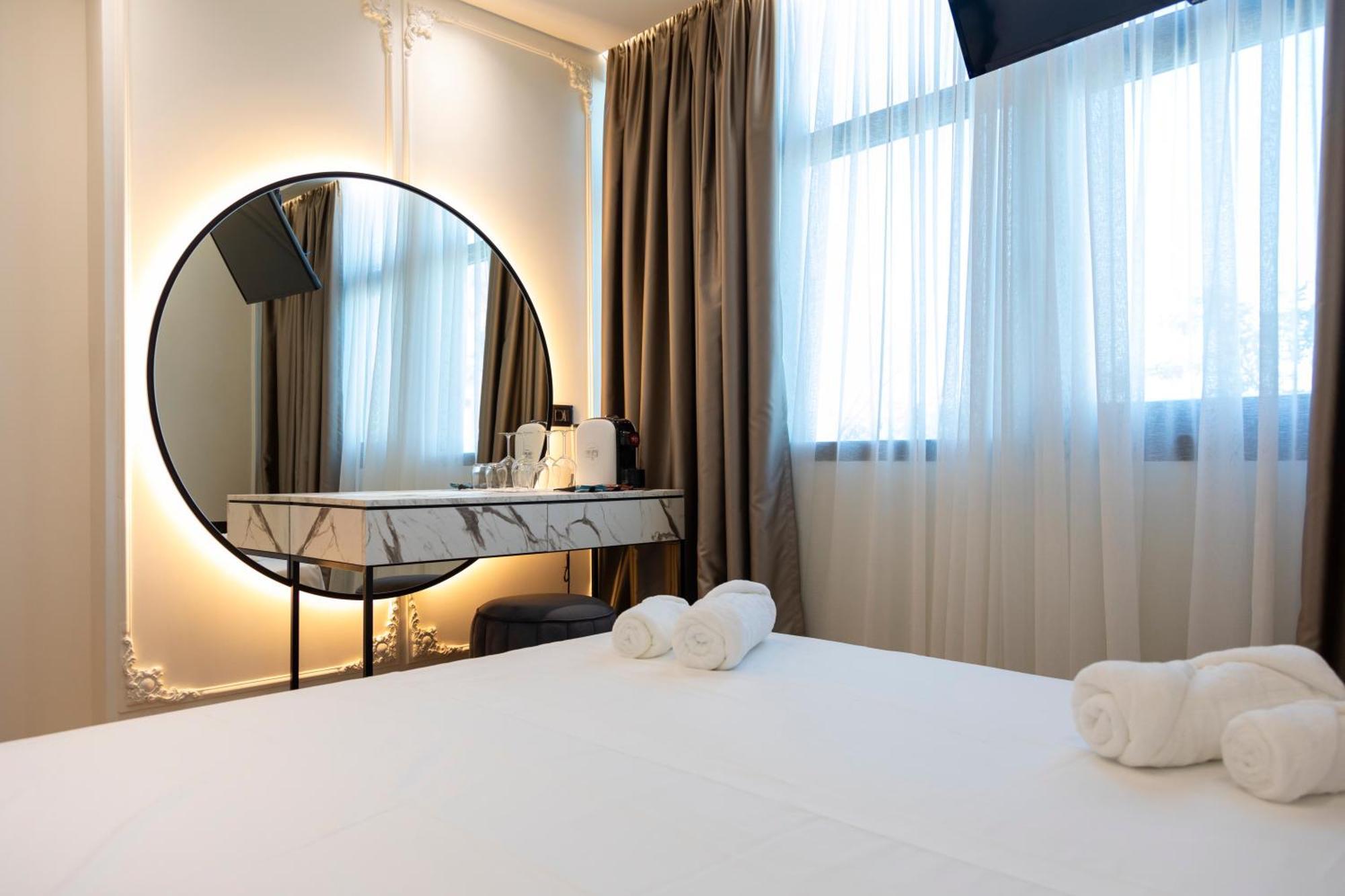 Hotel Adore Boutique